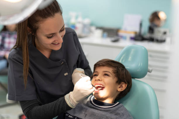 Best Emergency Tooth Extraction in Strawberry, CA